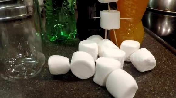 MARSHMALLOWS IN COCA COLA FANTA SPRITE. WHAT WILL HAPPEN? Stupid experiment | RodStormTV