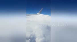 Newsflare Edit - Turbulence on a flight from Brisbane to Wellington