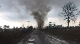 Tornado engulfs car during tropical storm in Thailand