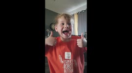 Little boy becomes static man