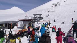 'Jump off': Tourists scream in panic as Georgia ski lift causes carnage