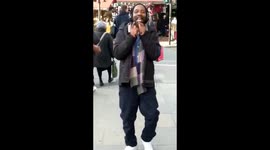 When your dream to become a singer (uk oxford street)