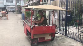 Mobile knife-sharpening cart in Thailand