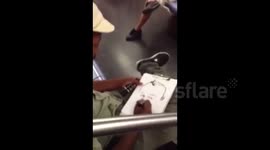 Man draws passengers on New York subway train