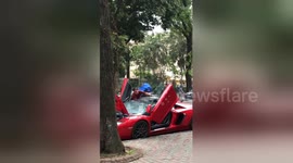 Lamborghini owner caught out after sudden downpour leaves interior of supercar soaked