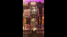 Couple's coordinated dance moves while playing game will mesmerize you