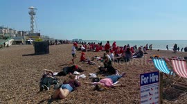 Bring on the heatwave! Brighton beachgoers make most of warm weather