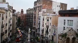 Bomberos en el Raval