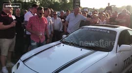 Driver has bizarre confrontation with drunk rugby fans in Richmond, London