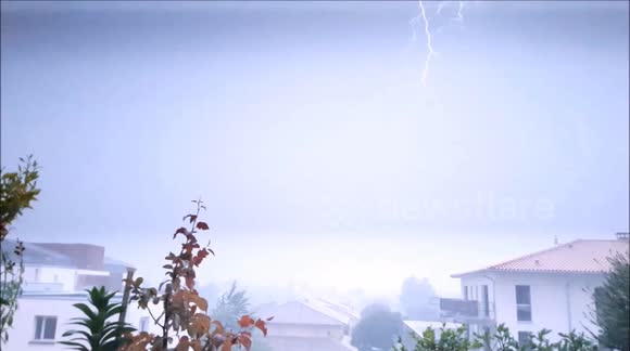 Toulouse lightning storm caught on camera