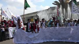 the demonstrators asked the donald trump to abandon the transfer of the United States embassy from tel aviv to Jerusalem