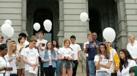 'Never again' vigil for the texas HS shooting victims