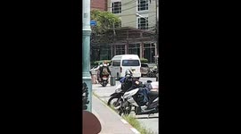 How to ride pillion on motorcycles while carrying luggage