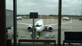 Ryanair Flight FR 972 London Stansted to Genoa Italy Passengers Clap Boeing 737-800