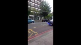 President Donald Trump rolling through Camden Town with huge entourage. https://t.co/kcjLRJ4kxw