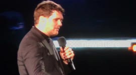 At BST Hyde Park, Michael Buble gets couple on stage to dance to Pulp Fiction’s You Never Can Tell