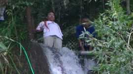 get off the rope at the waterfall