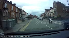 Two Males On Suspect Moped Stretford 29/03/18