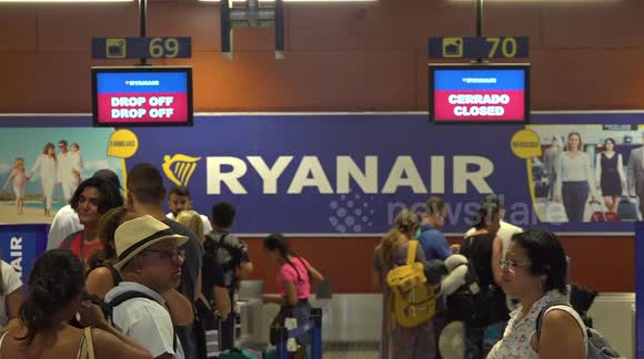 Thousands affected as Ryanair cabin crews go on strike