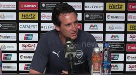 Unai Emery admits Mesut Ozil could really be Arsenal captain this season
