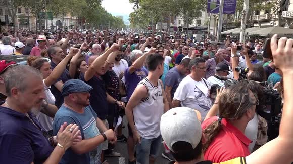 Taxi strikes continue in Spain after failure of negotiations with government