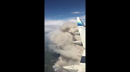 Passenger flying into California airport captures terrifyingly massive smoke cloud from Carr fire