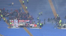 Genoa CFC fans clash with AS Roma fans