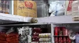 अहमदाबाद किराणे कि दुकान पर जोरदार झगड़ा हुआ आज 06..08..2018 ऊच में एक घाऐल