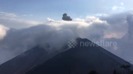Fuego éruption. Base camp, 3600 meters high, of Acatenango trek.