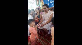 Doting father dresses in women's clothes so his kids don't feel left out on Mother's Day