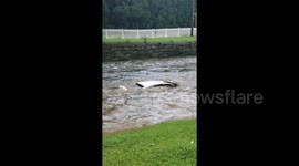 Cars underwater as severe flash flooding hits Pennsylvania