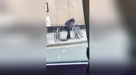 Newsflare Edit - @GMPCityCentre just witnessed this lad, chopping away on a bike lock, near the NCP car park nr Cosmo, off Deansgate. https://t.co/iswr8jDUH1
