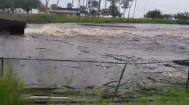 20 inches of rain dumped in 24 hours as Hurricane Lane edges closer to Hawaii