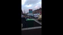 How to greet  new neighbours, Christmas style