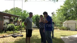 Woman buys her dad enchroma glasses to let him see COLOUR for the first time