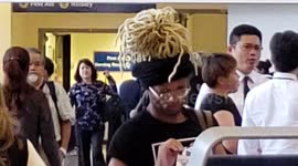 Neymar's inspiration? 'Spaghetti-head' man checks in at LAX airport