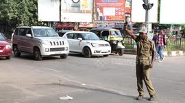 India's dancing traffic cop has got some moves
