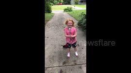 Adorable girl parodies Weather Channel reporter's 