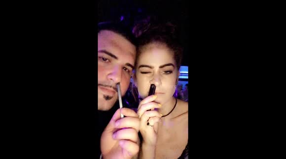vape through nose Nose Juul