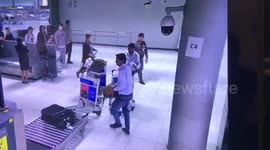 Fans slip through airport security to meet Korean actor