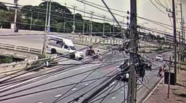 Reckless motorcyclist hit after riding into oncoming traffic then performing u-turn