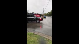 Man shot at Sydney hospital after 'pulling knife on security'