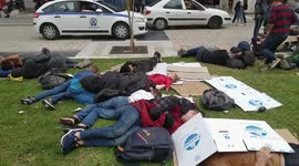 Refugees in Greece camp outside police station to demand EU residency permits