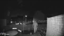 Theft of patio chair caught using the Ring Video door bell - Part 2