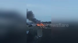 Newsflare Edit - Another video of this morning's fire in Dartford. https://t.co/Eydi1R4T4P