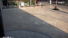 The man took the brick to the mall to eat the overlord meal, the result was sad