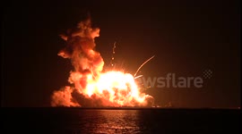 Amazing footage of the Antares rocket explosion