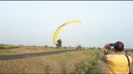 Hang-glider on mission to hunt man eating Tigress crashes into ditch