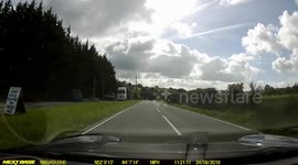 Woman furious after dashcam reveals mechanics speeding in her Porsche