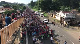 Honduran Migrant Caravan entera México